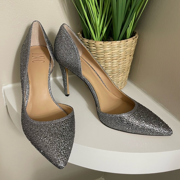 Sparkling Grey/Silver Heels - Picture 6 of 12